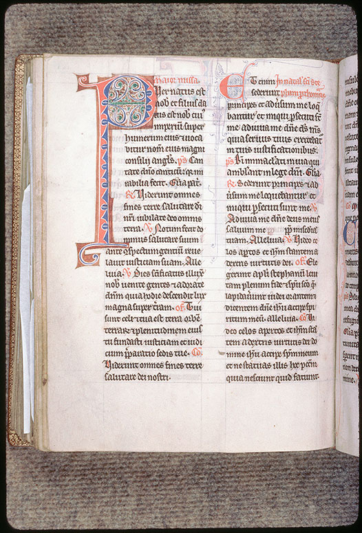 Graduel à l'usage de Saint-Martin de Tours - Initiales ornée et filigranée