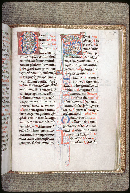 Graduel à l'usage de Saint-Martin de Tours - Initiales ornées et filigranées