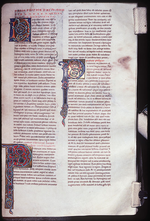 Bible - Initiales ornées