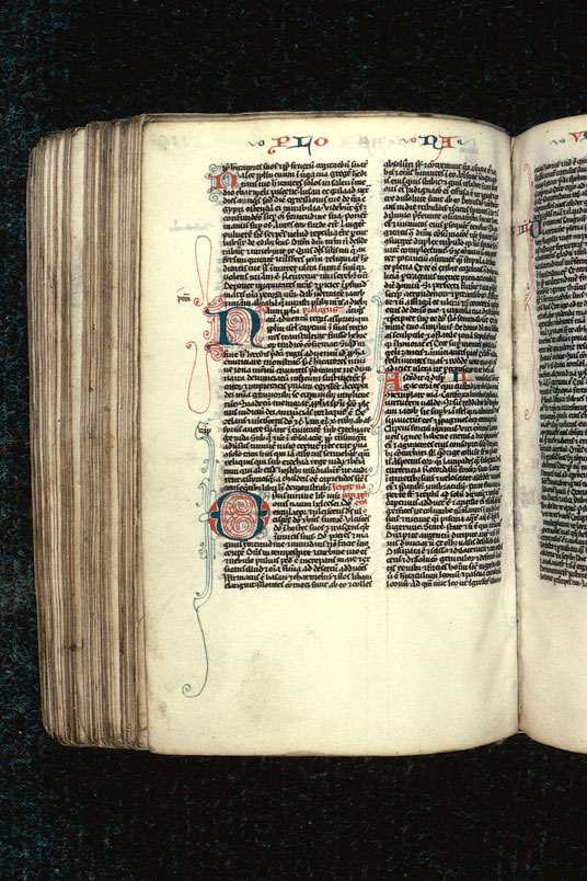 Bible - Initiales filigranées