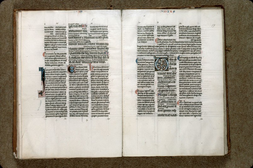 Bible glosée (partie de) - Initiale ornée_1