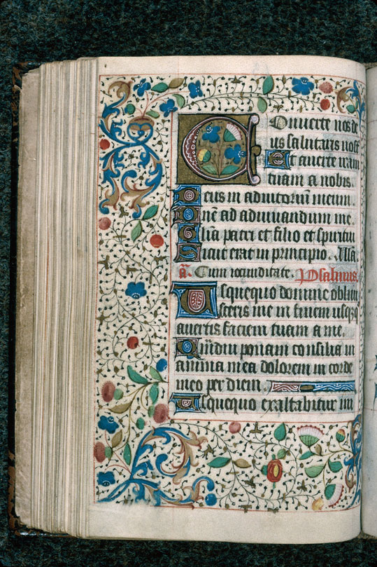 Heures - Page décorée