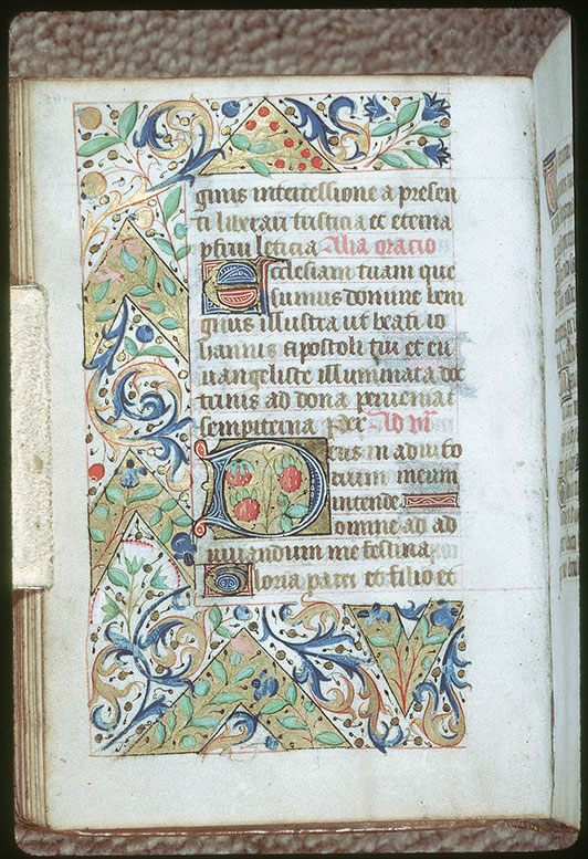 Heures - Page décorée