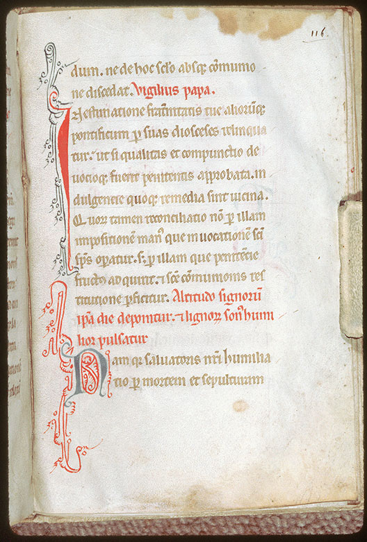 Pontifical - Initiales filigranées