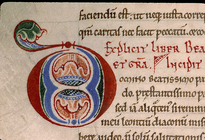Recueil patristique - Initiale de couleur ornée