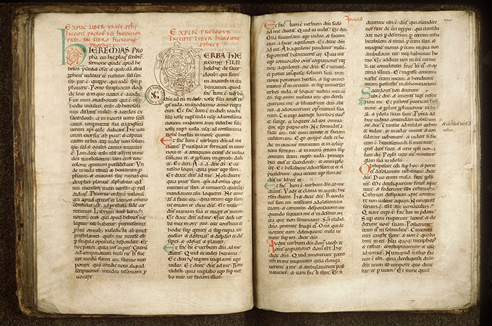 Bible - Initiale ornée_1
