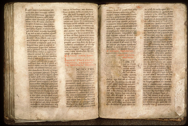 Bible - Initiale ornée_1