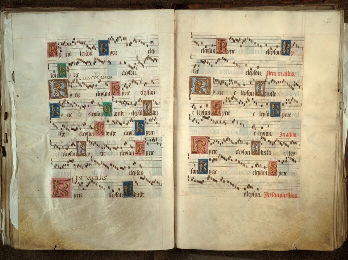 Graduel à l'usage de l'abbaye Sainte-Rictrude de Marchiennes - Initiales ornées
