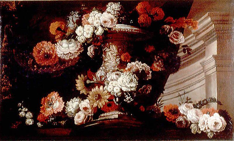 VASE DE FLEURS ENTOURE DE GUIRLANDES_0