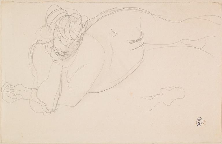FEMME NUE ALLONGEE SUR LE VENTRE ACCOUDEE AU SOL, UNE MAIN AU MENTON ; REPRISE DU PIED, EN BAS, A DROITE_0