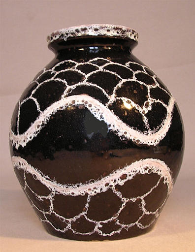 Vase aux écailles [titre attribué]_0