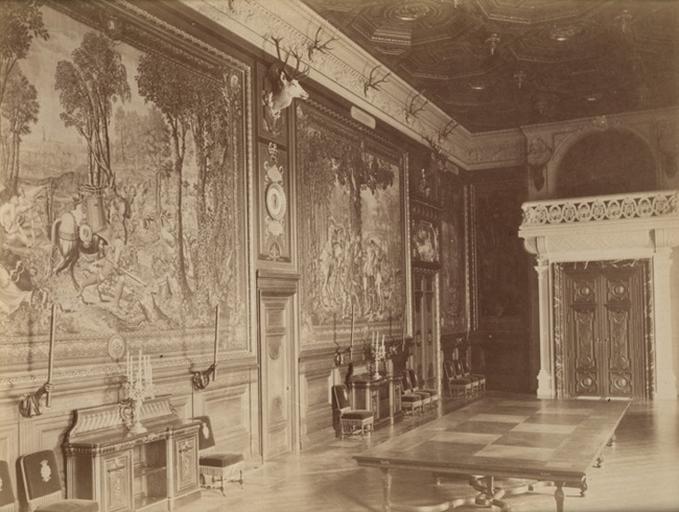 Chantilly, la galerie des Cerfs et la tribune, A Chalot, 1885
