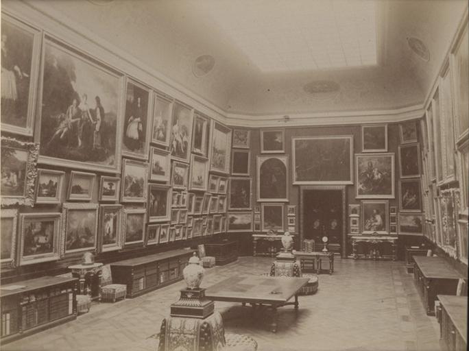 Chantilly, la galerie de peinture vue du côté de la galerie des Cerfs, A Chalot, 1885
