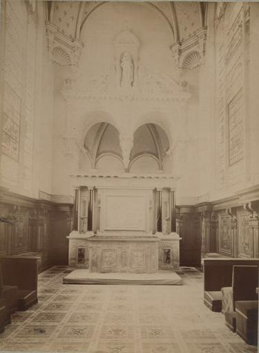 Chantilly, intérieur de la chapelle et autel, A Chalot, 1885