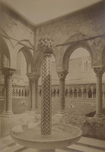 Cloître de Montréal 13 avril 1885. 216_0
