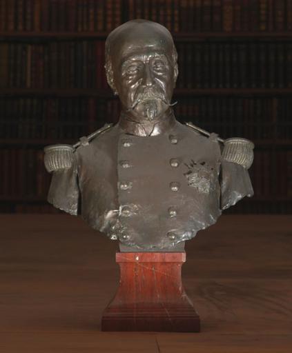 Buste de Henri d'Orléans, duc d'Aumale (1822-1897) portant la Légion d'honneur_0