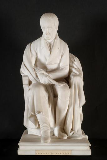 Statuette : François Ier d'Autriche, assis, fauteuil, feuillet_0