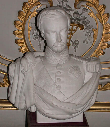 Buste de Henri d'Orléans, duc d'Aumale (1822-1897), en uniforme, portant la Légion d'honneur_0