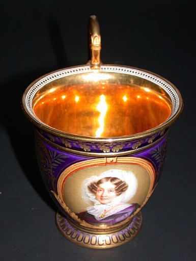 Tasse (à anse, ovoïde), soucoupe_1