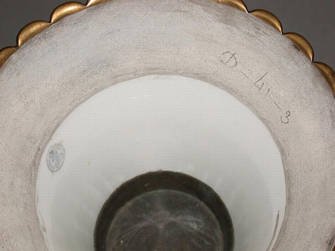 Vase (à anses, ovoïde, godronné, paire)_2
