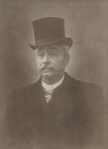 Portrait de Henri Bucan, mort en 1911 agé de 80 ans_0
