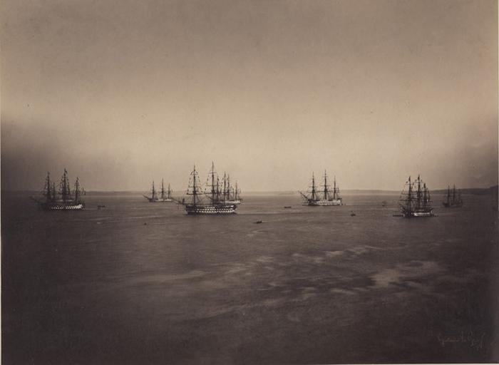Flotte française en rade de Brest_0