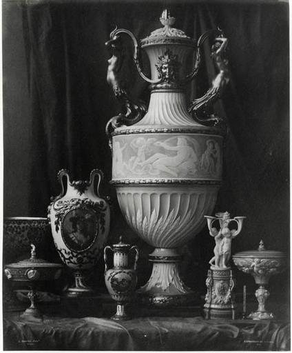 Vases de la Manufacture de Sèvres, Louis Rémy Robert, 1855