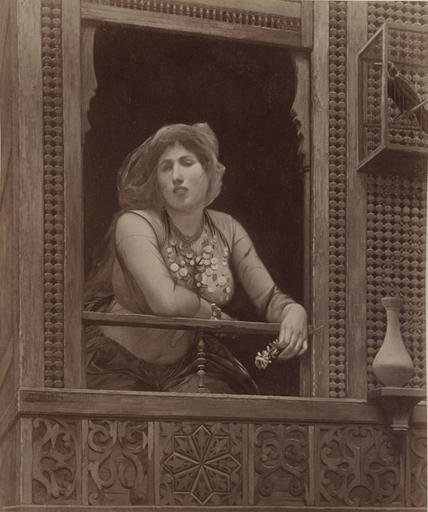 Almée à son moucharabieh de J.L. Gérôme_0
