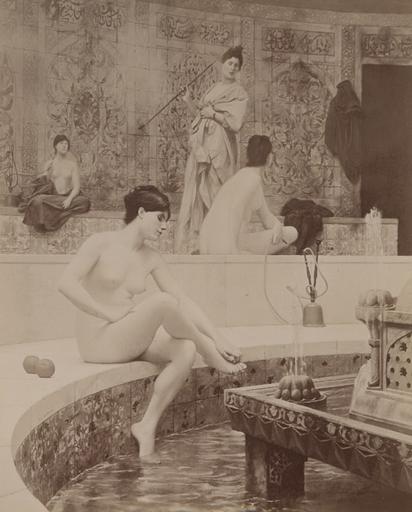 Bain de vapeur de J.L. Gérôme_0