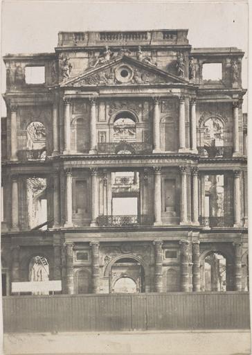 BASE DE LA TOUR DU TRAVAIL_1