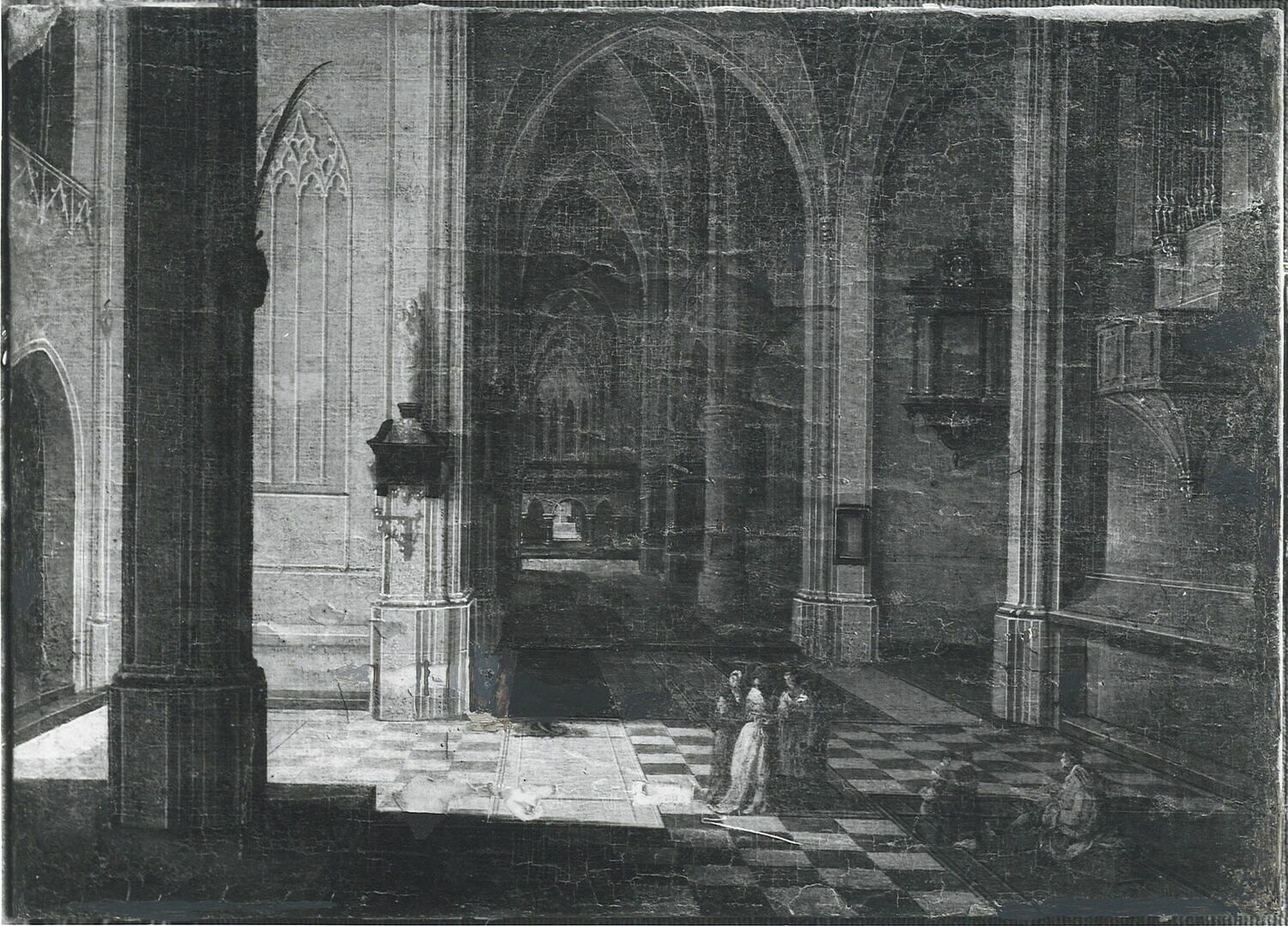 INTERIEUR D'EGLISE : GROUPE DE PERSONNAGES CONVERSANT DANS UN BAS COTE_0