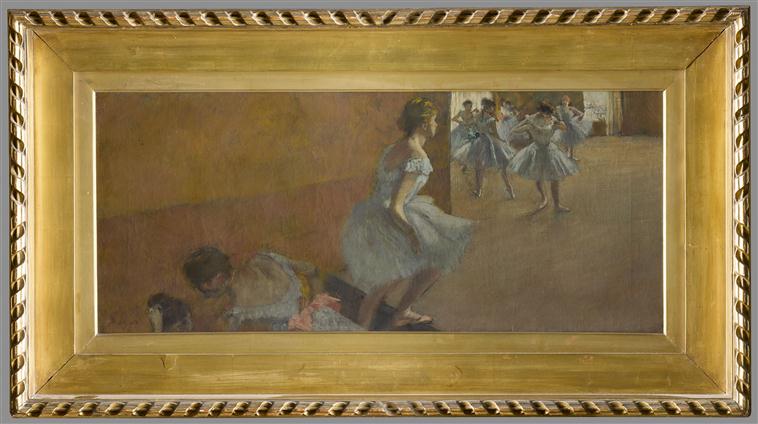 DANSEUSES MONTANT UN ESCALIER_0