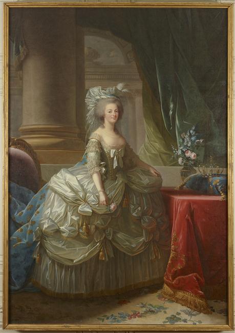 Marie-Antoinette d'Autriche, reine de France (1755-1793), en robe à paniers vers 1785_0