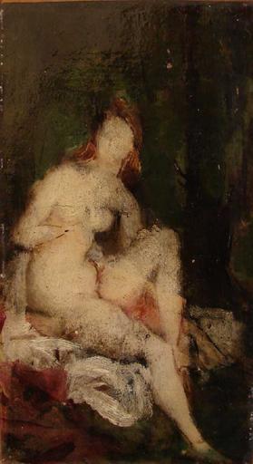 Femme assise sur une draperie blanche_0