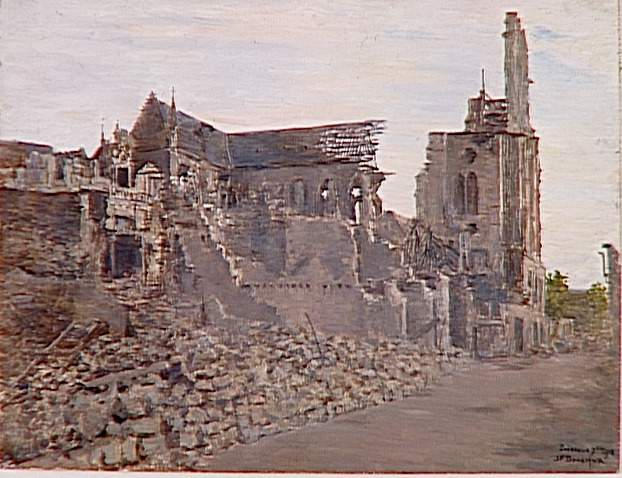 La cathédrale de Soissons coupée en deux par les obus, septembre 1918_0