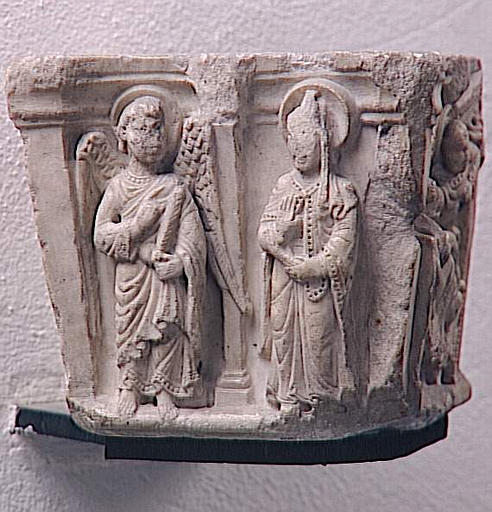 CHAPITEAU DE L'ABBAYE DE SAINT-RUF : L'ANNONCIATION ; LE SONGE DE JOSEPH_0