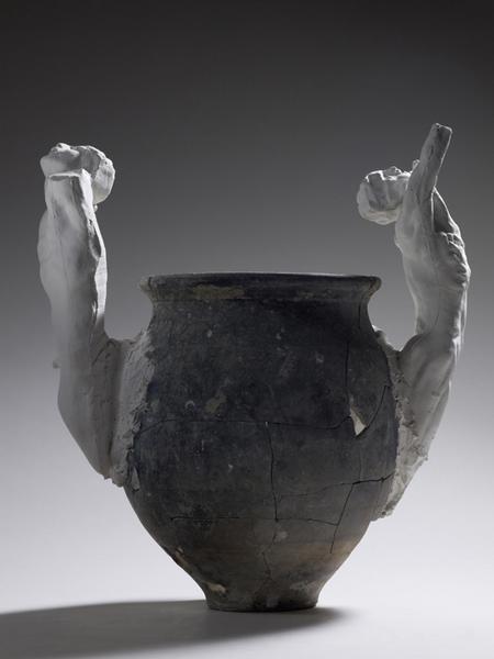 ASSEMBLAGE : DEUX TORSES MASCULINS SERVANT D'ANSES A UN VASE_1