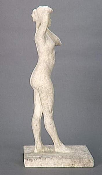 FEMME NUE DEBOUT LE BRAS DROIT DERRIERE LA TETE_2