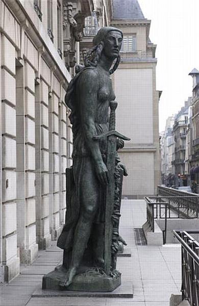 LA VICTOIRE_0