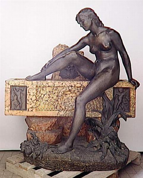 MUSE DE LA SOURCE_0