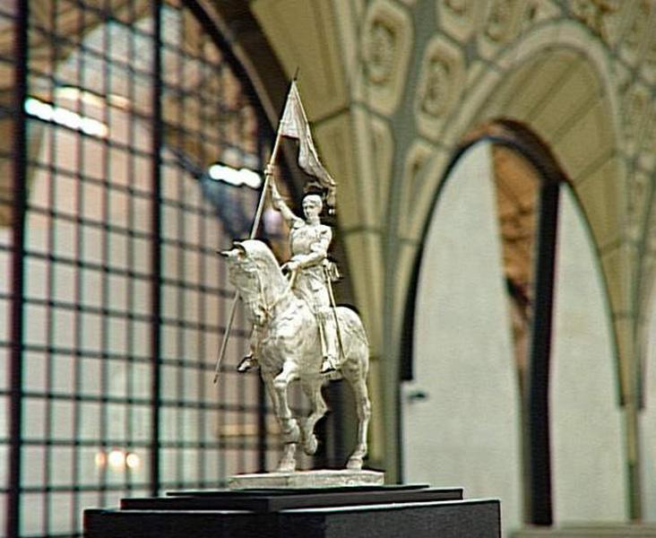 JEANNE D'ARC (1412-1431)_0