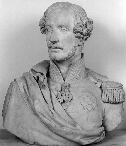 Buste du duc d'Orléans, fils de Louis Philippe_0