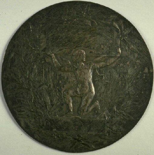 Jeune homme ailé portant un cartouche_0