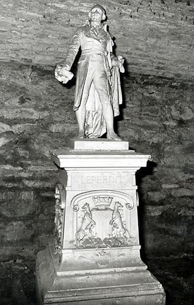 MONUMENT A LEPERDIT (1752-1823)_0