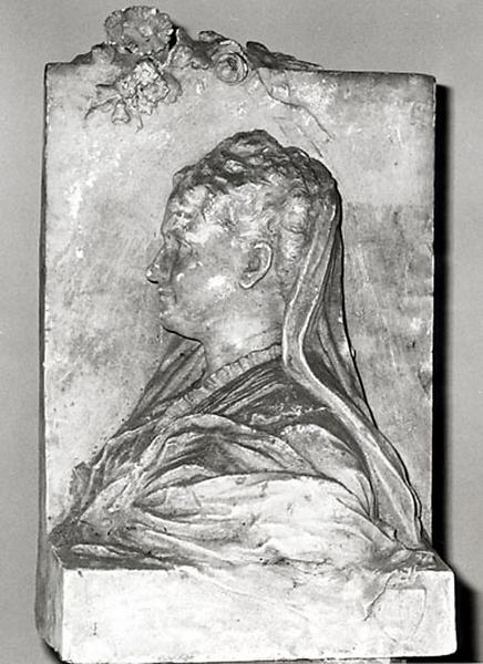BUSTE DE FEMME_0
