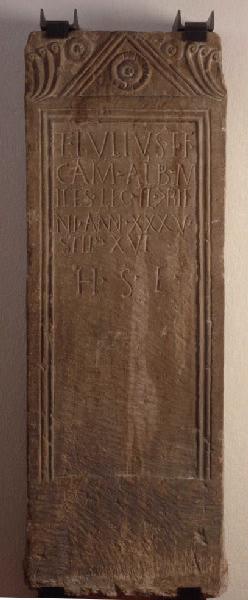 Stèle funéraire de Titus Julius, 1ère moitié 1er siècle