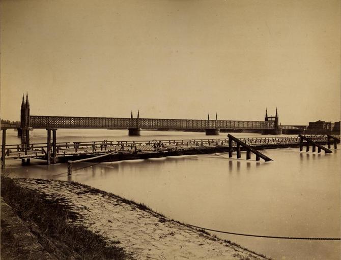 Strasbourg, pont sur le Rhin, Peter