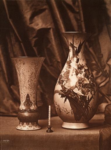 Vases de Sèvres, Louis Rémy Robert, 19e siècle