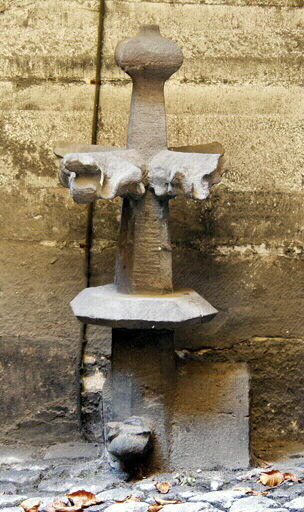 Fleuron sur pignon_0