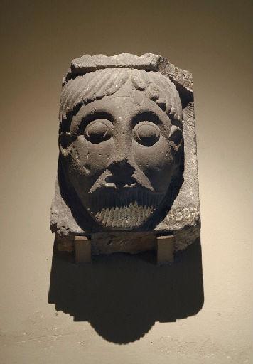 Console à tête d'homme
